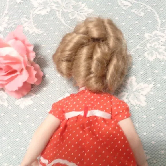 RETRO MODERN MADE SHIRLEY TEMPLE DOLL